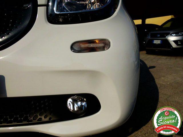 SMART ForFour 70 1.0 Passion