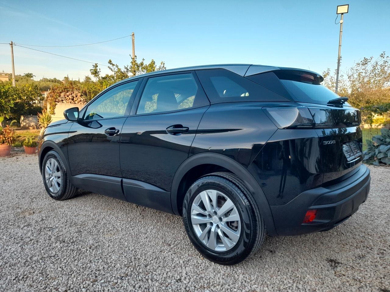 Peugeot 3008 BlueHDi 130 CAMBIO MANUALE ANNO 2022