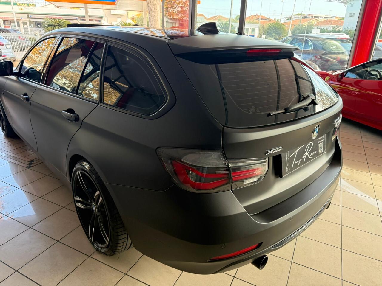 Bmw 335i xDrive Luxury