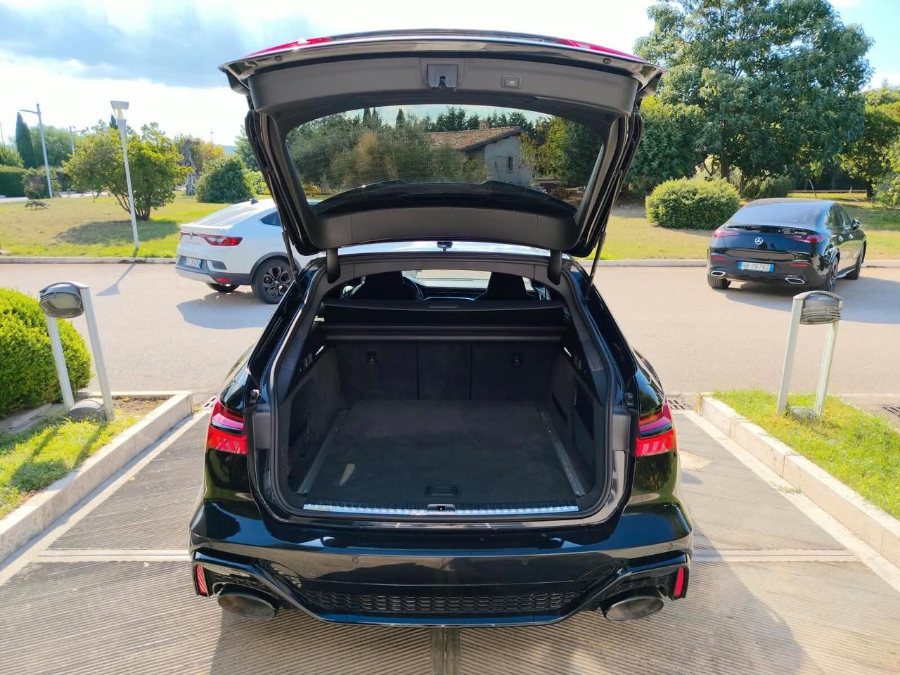 Audi RS6 Avant 4.0 TFSI V8 quattro tiptronic