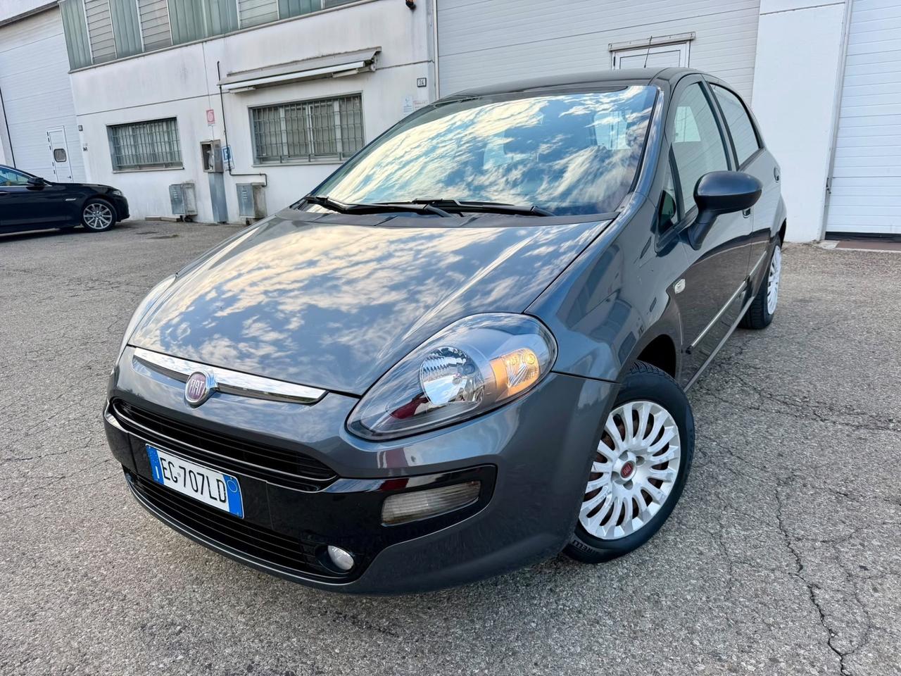 Fiat Punto Evo 1.4benz 2011 73.000km per neopatentati