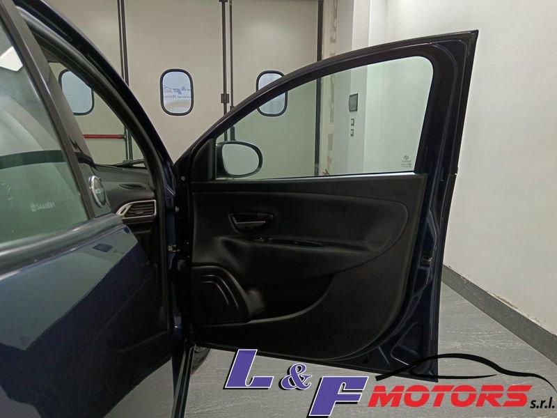 Lancia Ypsilon 1.2 69 CV 5 porte GPL Ecochic Gold