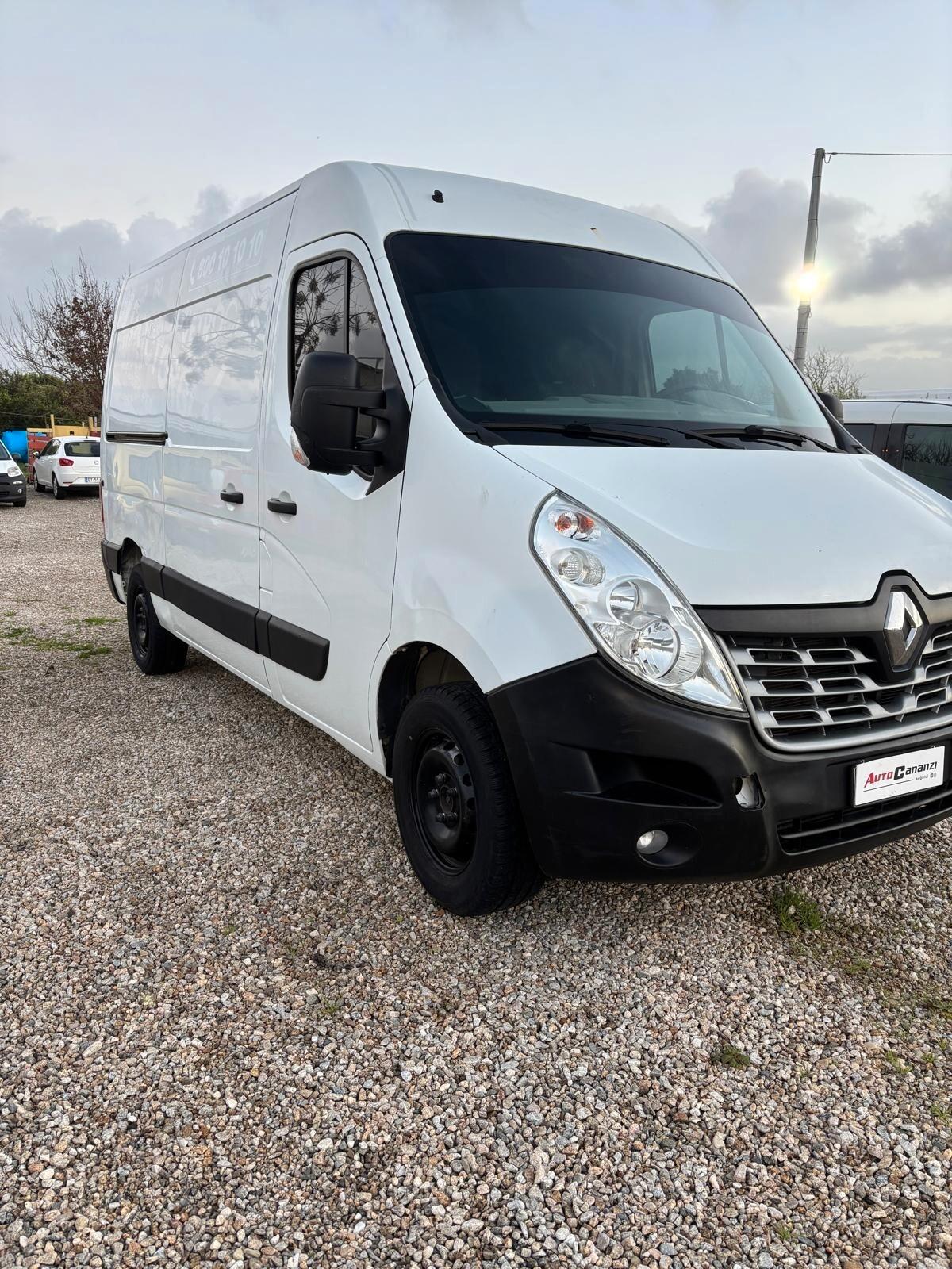 Renault master