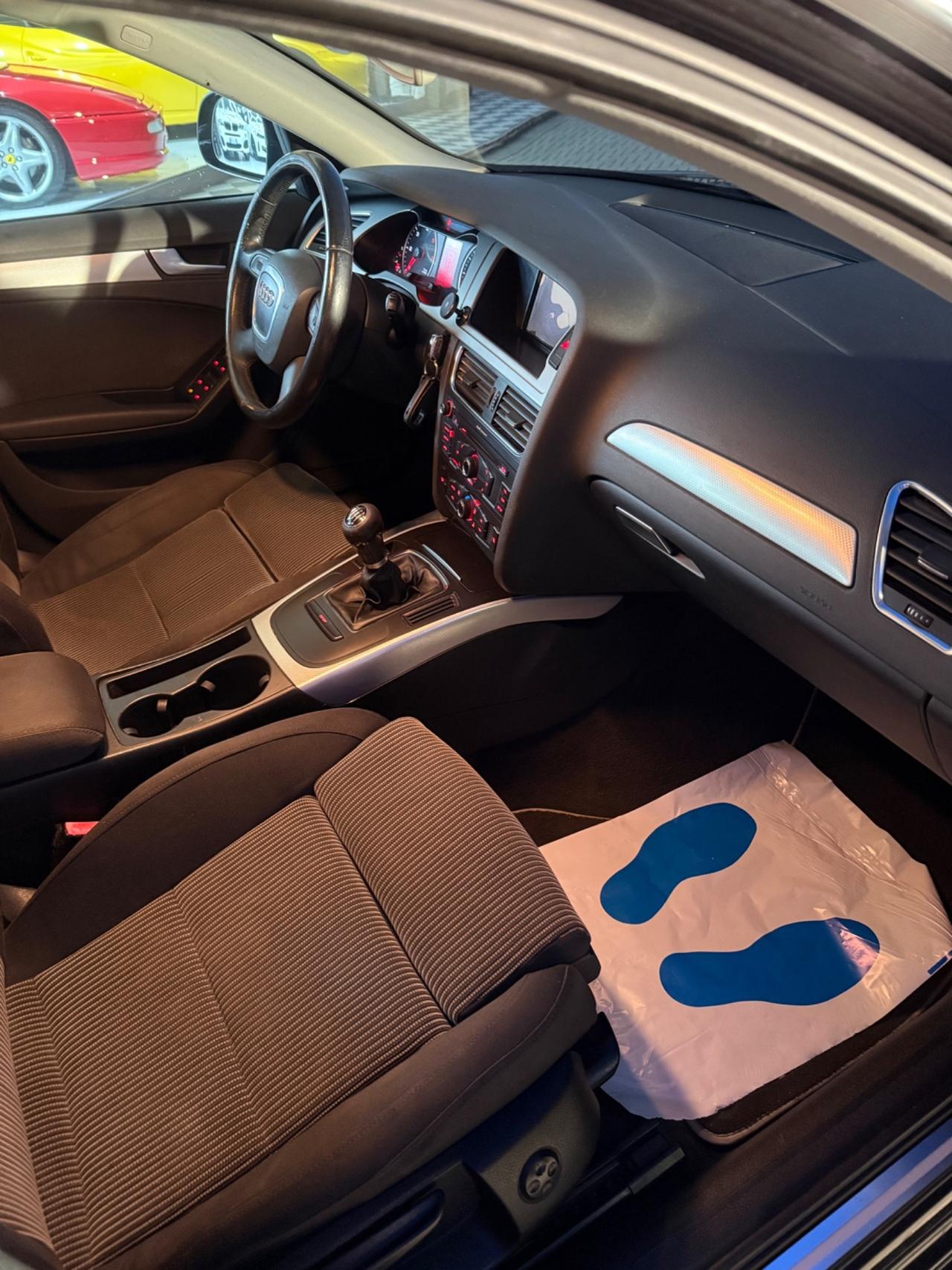 Audi A4 2.0 143 CV FAP ADVANCED