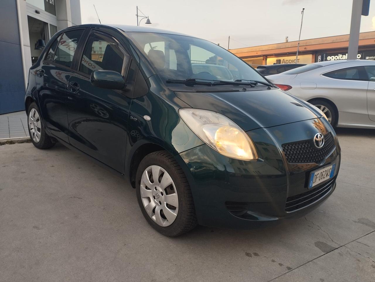 Toyota Yaris 1.4 D-4D 5 porte Sol