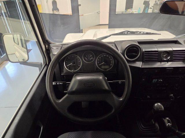 LAND ROVER Defender 90 2.4 TD4 AUTOVETTURA