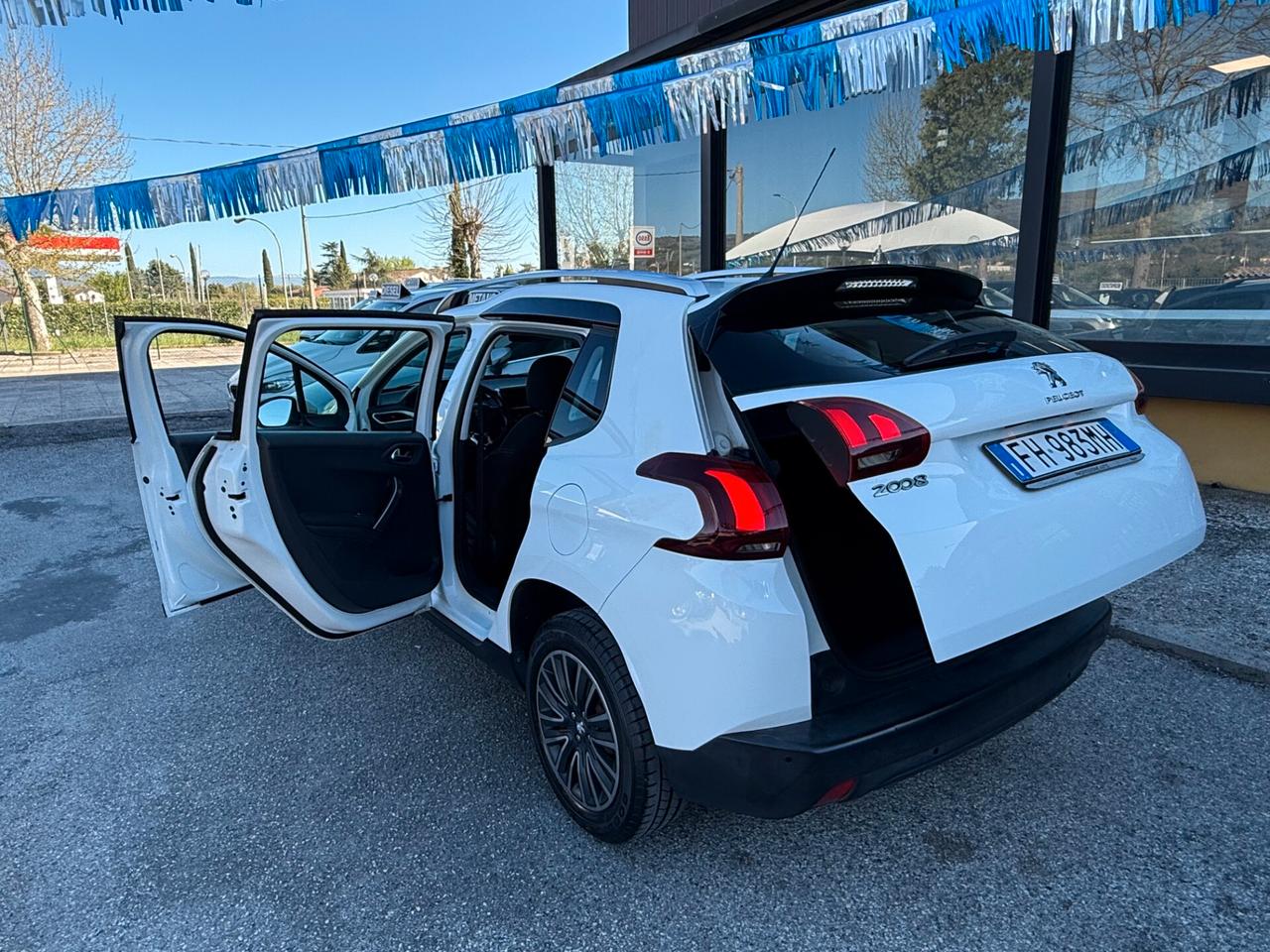 Peugeot 2008 BlueHDi 100 Allure