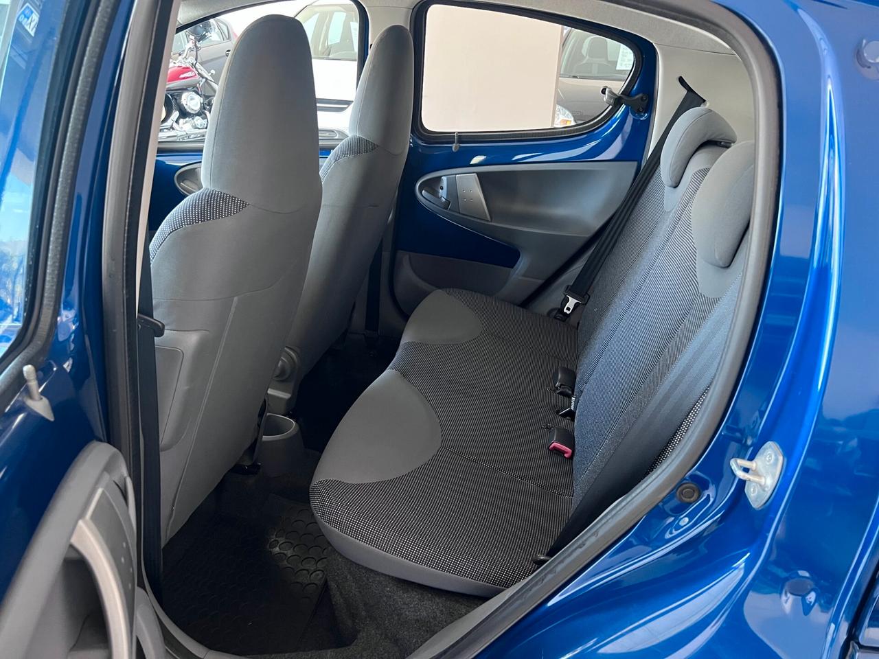 Peugeot 107 5p 1.0 70cv Urban Move CLIMA/RADIO PERFETTA!!