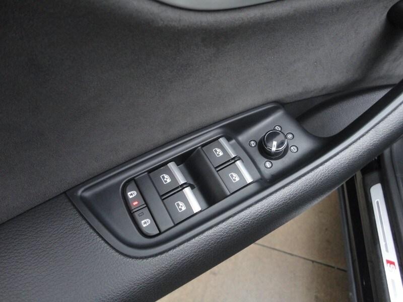 AUDI Q8 Q8 50 TDI 286 CV quattro tiptronic Sport