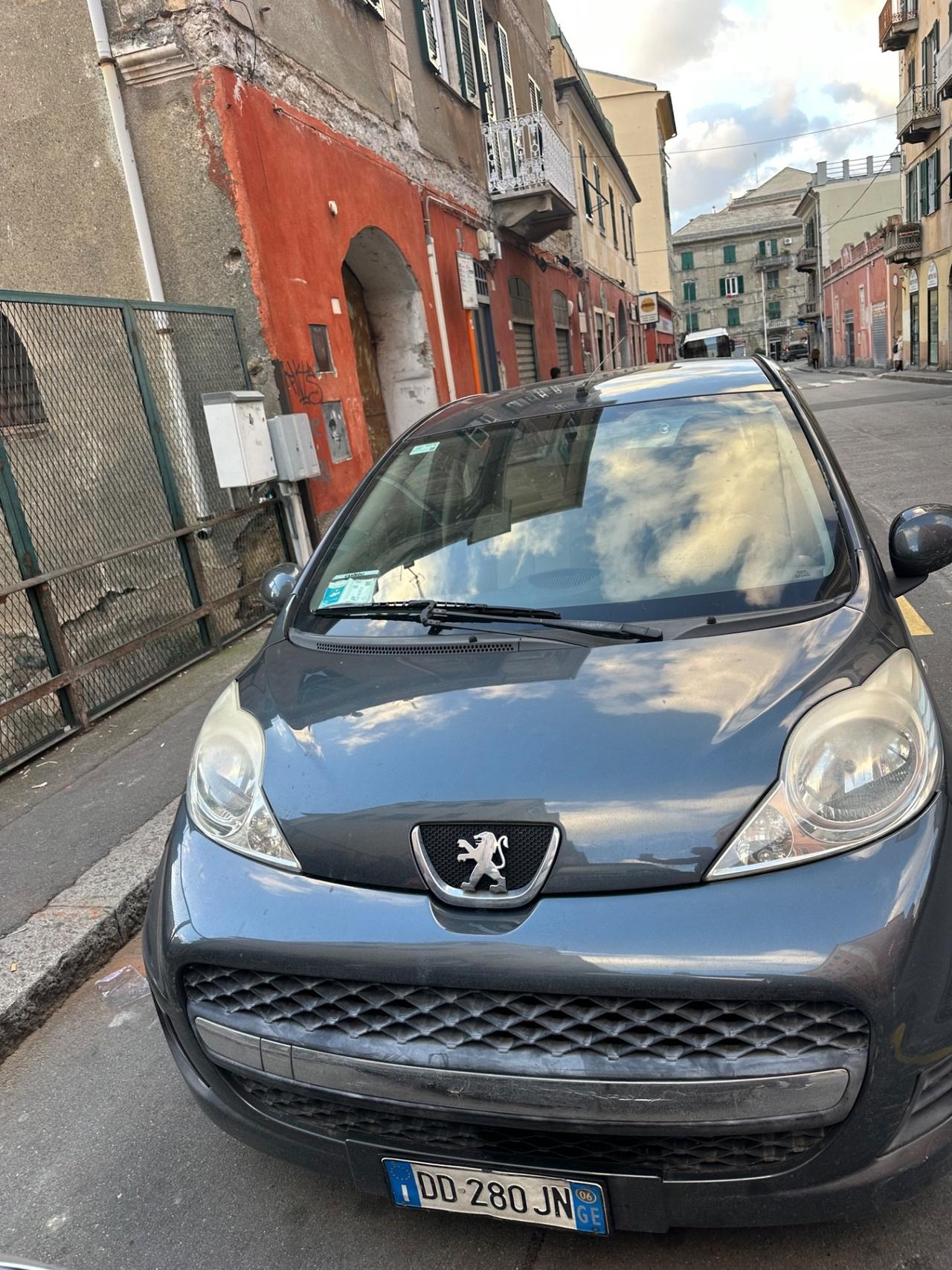 Peugeot 107 1.4 HDi 5p. Sweet Years