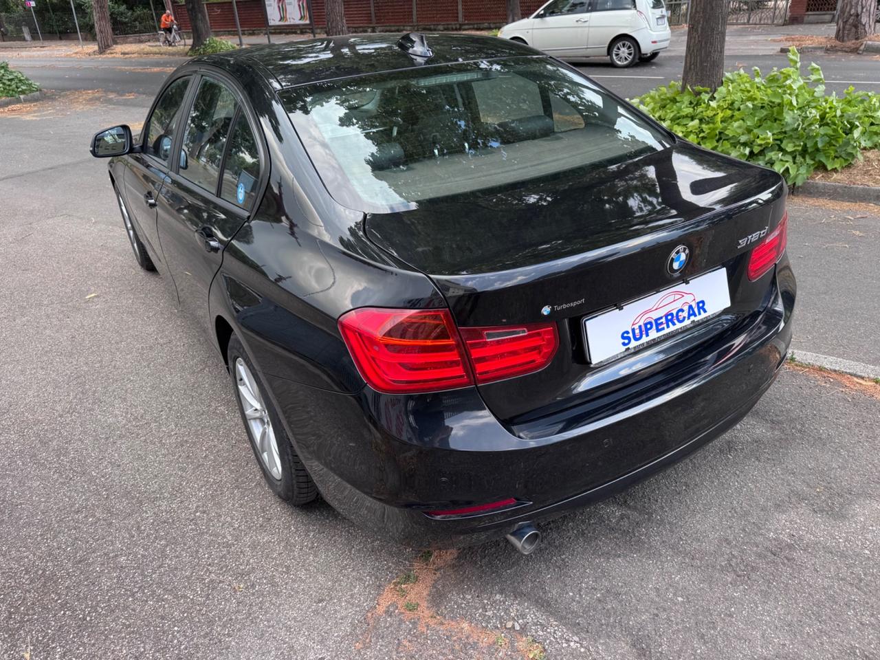 Bmw 318d Msport neopaten garanzia 12 mesi