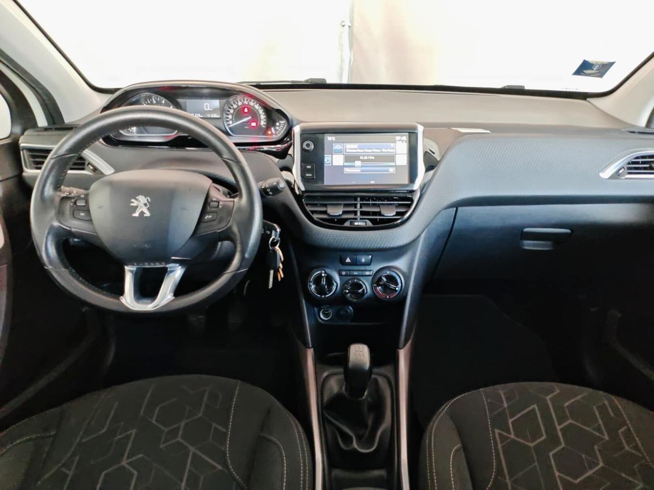 Peugeot 2008 PureTech 82 Allure