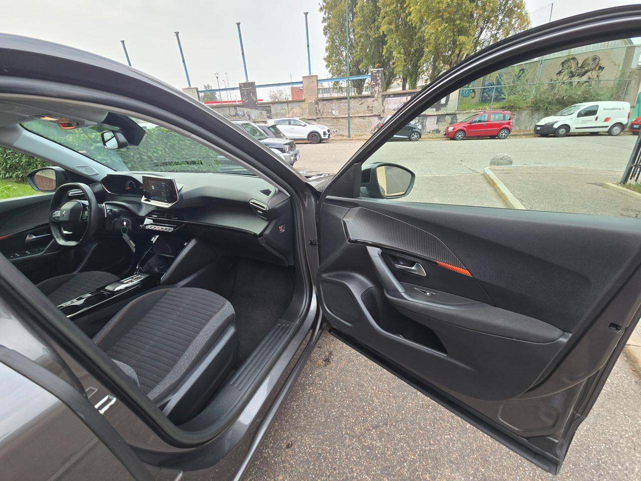 PEUGEOT 2008 II 1.2 (130cv) PureTech Allure S Automatica