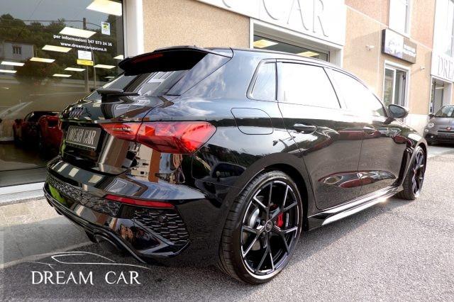 AUDI RS3 SPB quattro S tronic DYNAMIC PACK-RED PACK