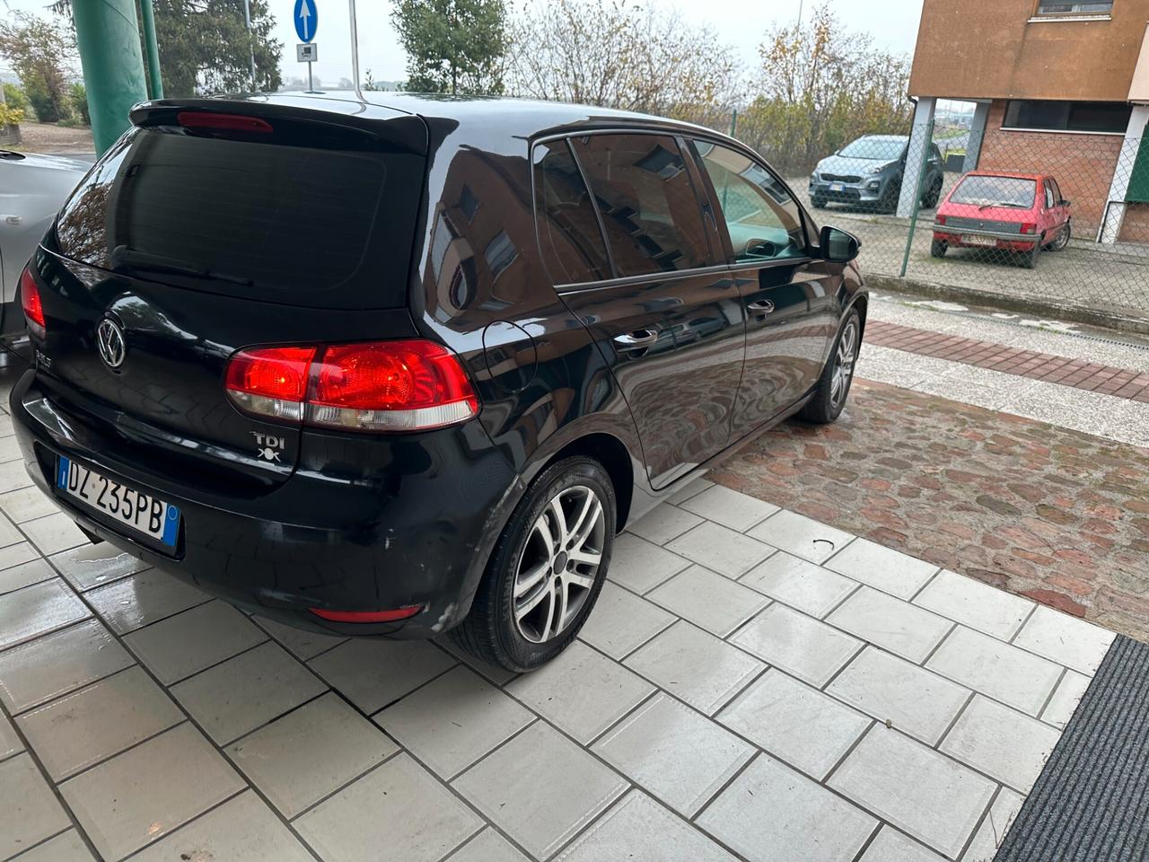 Volkswagen Golf 2.0 TDI 110CV (12 RATE)