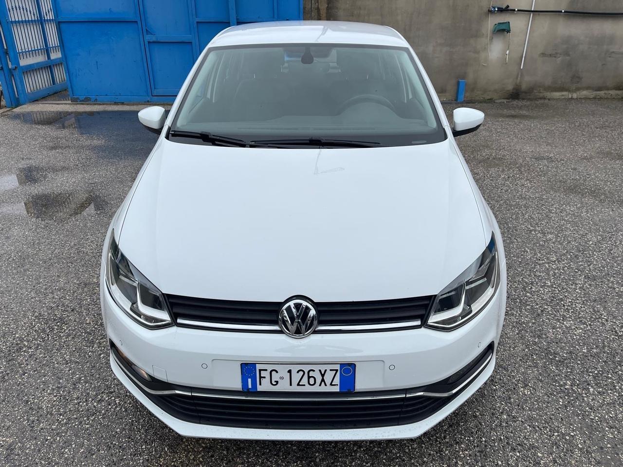 Volkswagen Polo 5P-1.4 tdi DSG-full-2017