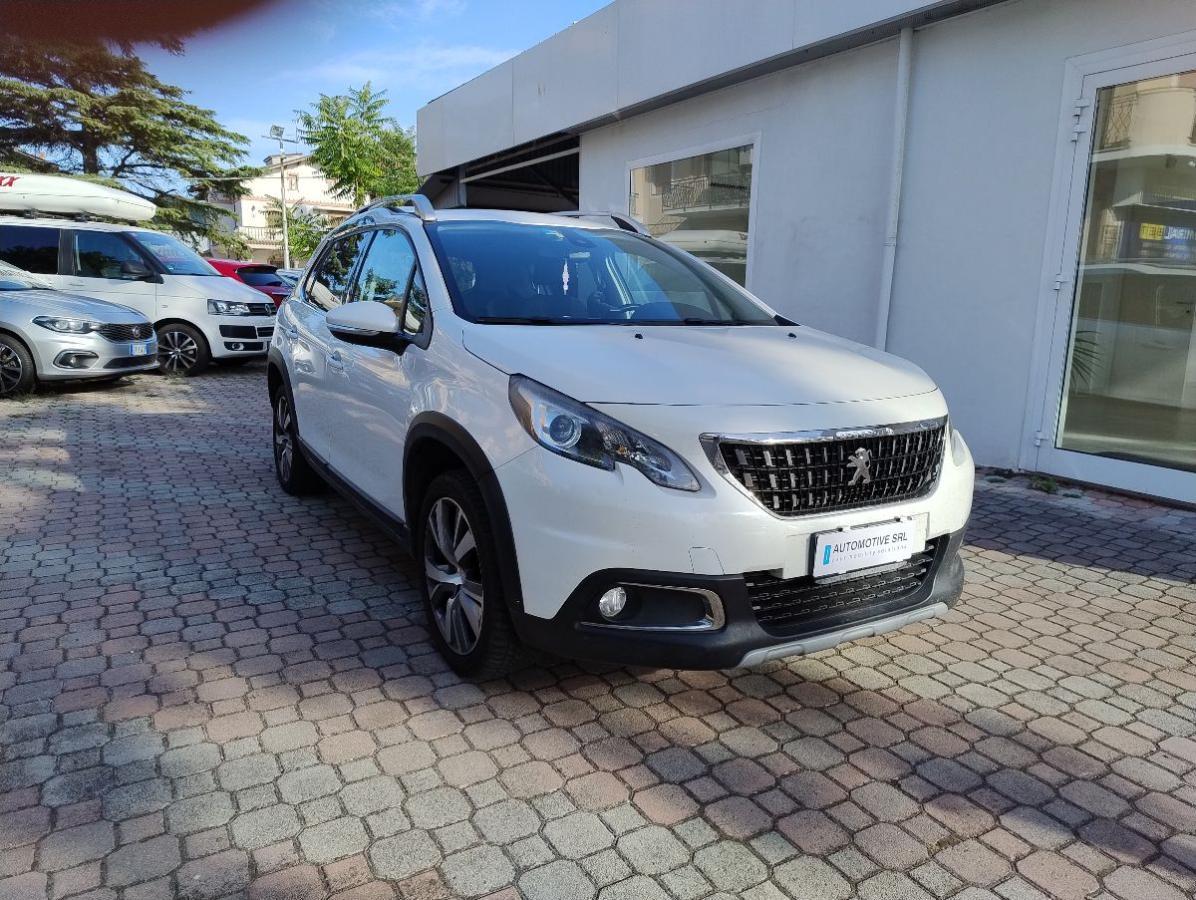 PEUGEOT - 2008 - BlueHDi 120 S&S Allure