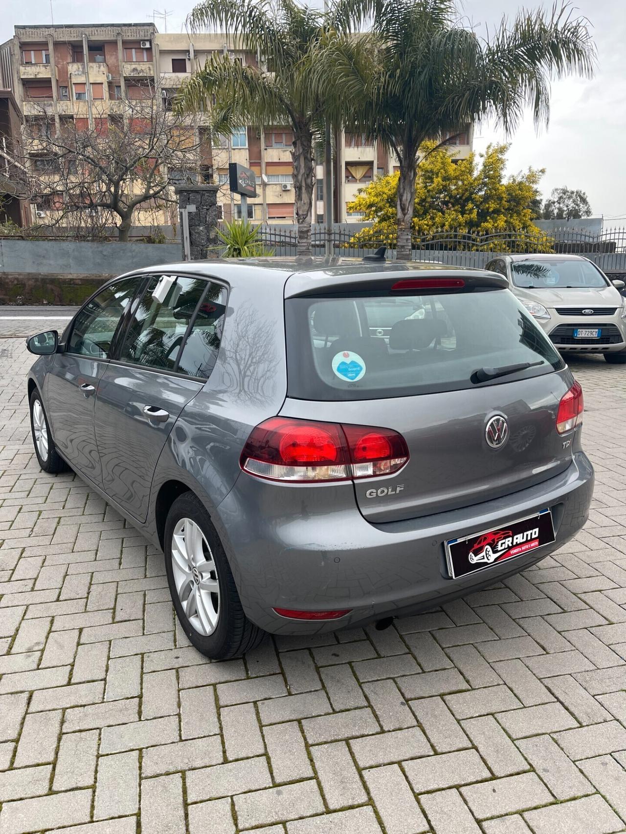 Volkswagen Golf 1.6 TDI 105cv