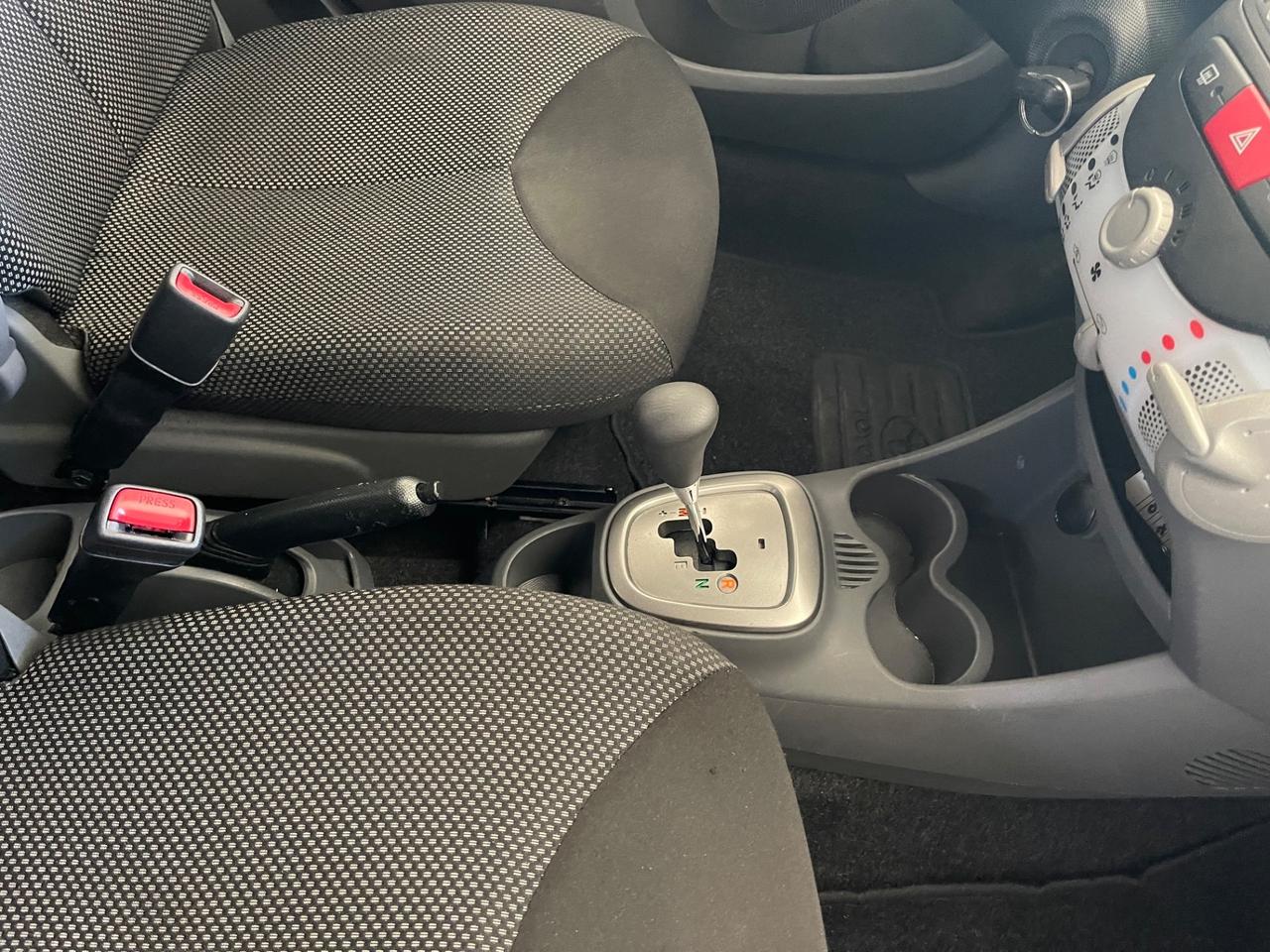 Toyota Aygo 1.0 12V VVT-i 5 porte Now Connect