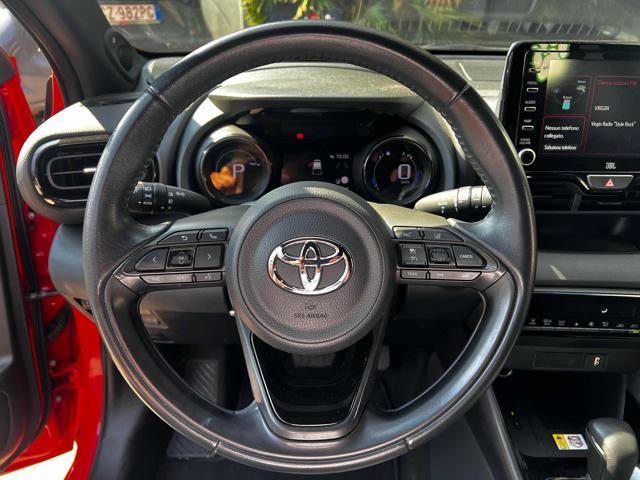 TOYOTA Yaris 1.5 Hybrid 5 porte Premiere