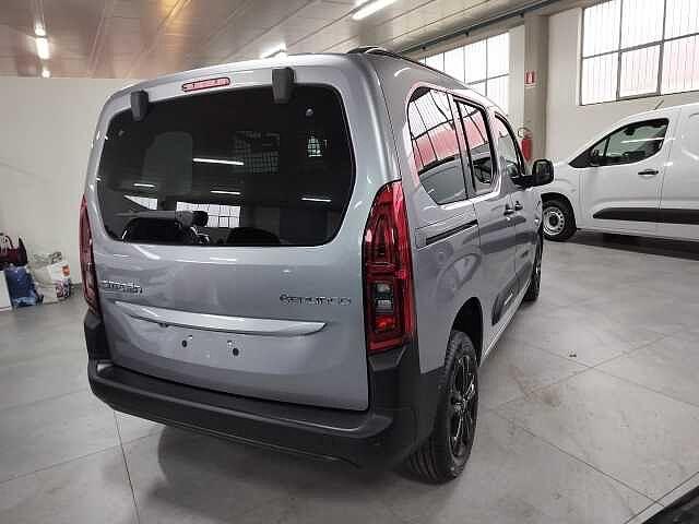 Citroen Berlingo BlueHDi 130 EAT8 Combi Plus KM Ø