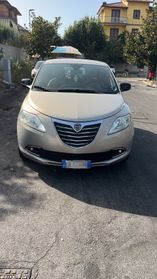 Lancia Ypsilon 0.9 TwinAir 85 CV 5 porte S&S DFN Platinum Cambio Automatico