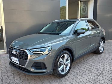 Audi Q3 35 TDI S tronic 150 cv Business