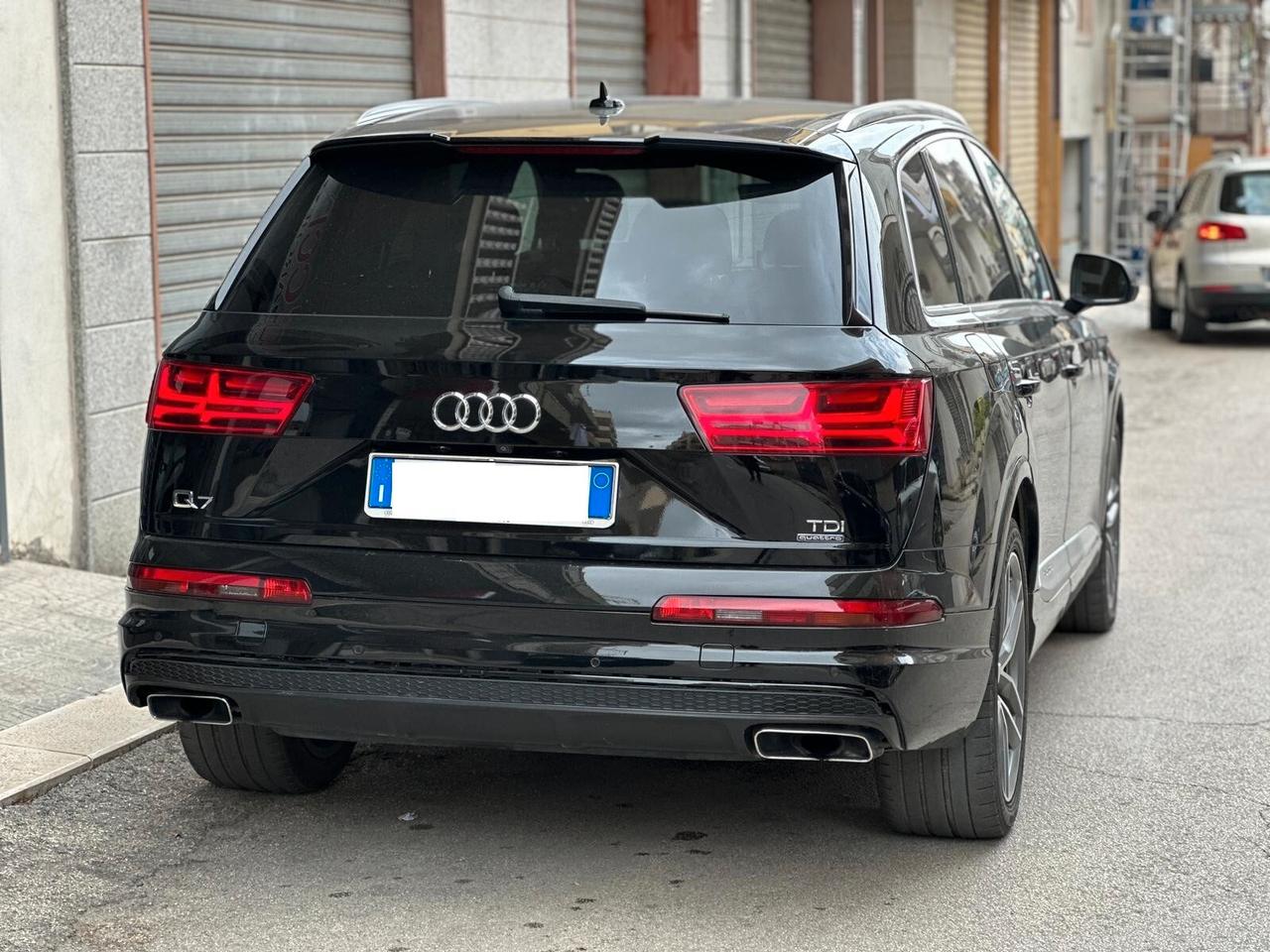 Audi Q7 3.0 272 CV quattro tiptronic S Line *FULL*