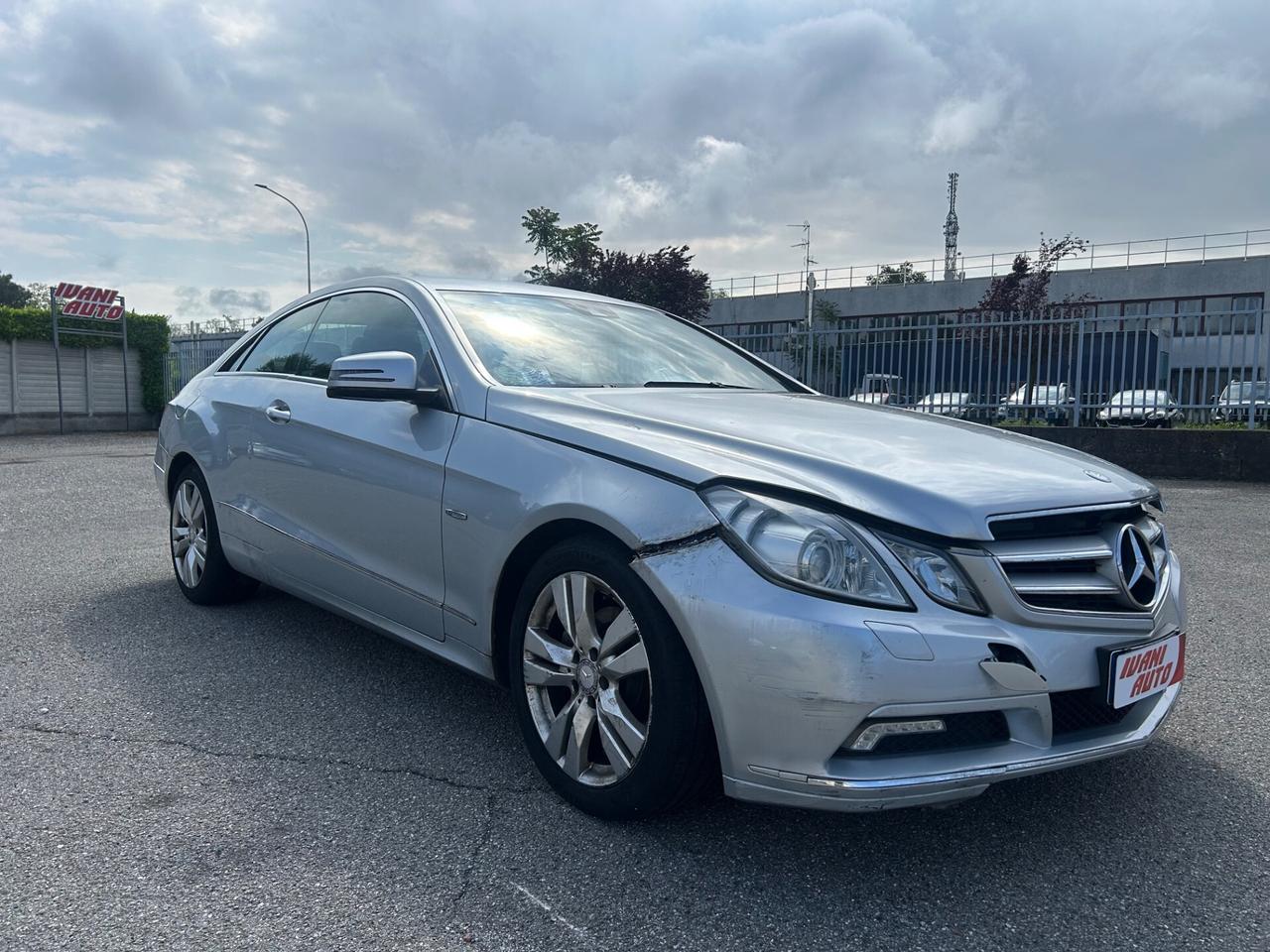 Mercedes-benz E 220 CDI BlueEFFICIENCY coupè