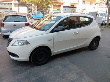 Lancia Ypsilon 1.2 Gold