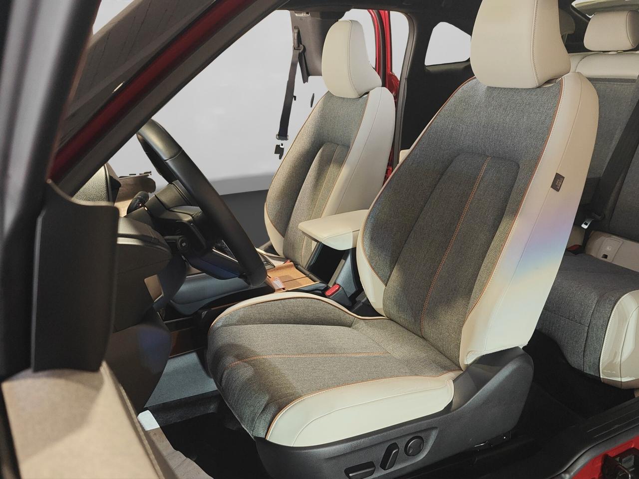 Mazda MX-30 e-Skyactiv R EV Makoto Driver Assistance & Sound