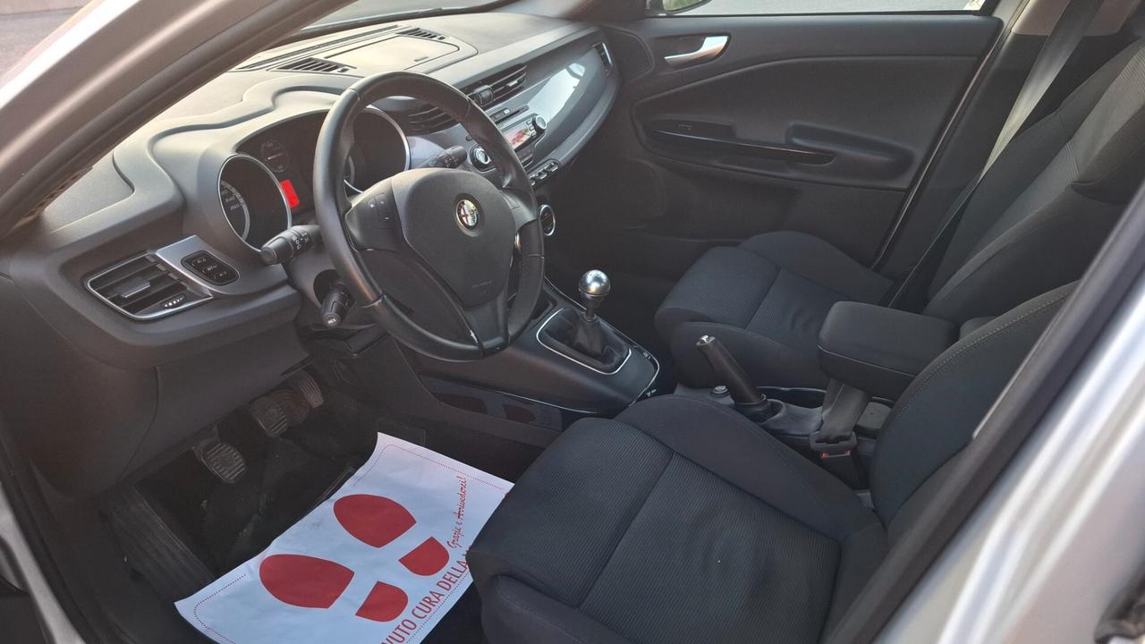 Alfa Romeo Giulietta 1.6 JTDm-2 105 CV Distinctive