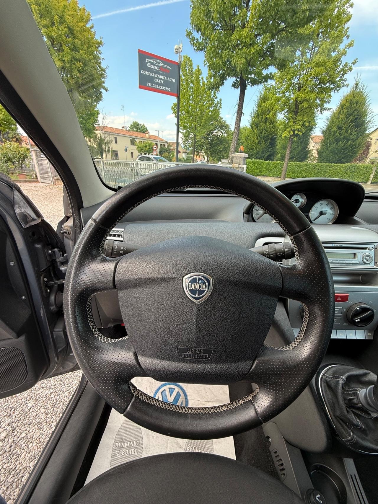 Lancia Ypsilon 1.2 Elle ok neopatentati