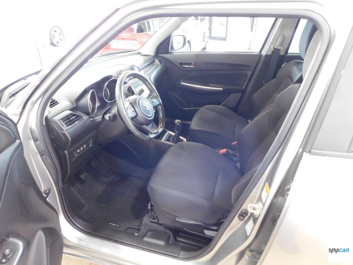 SUZUKI - Swift - 1.2 Hybrid Top