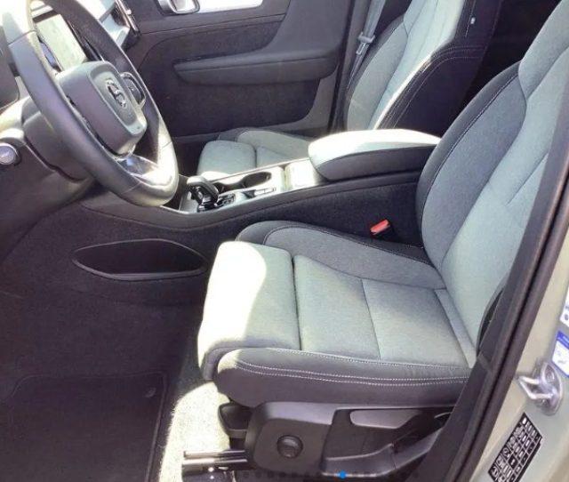 VOLVO XC40 B3 automatico Core N1