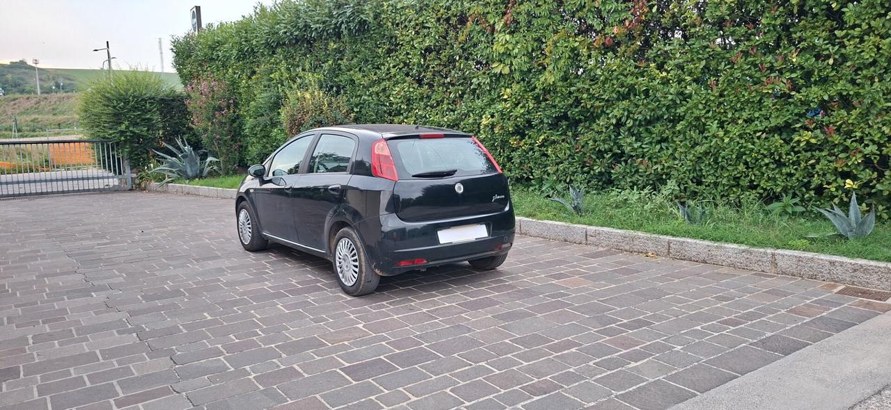 GRANDE PUNTO 1.4 GPL IDEALE X NEOPATENTATI