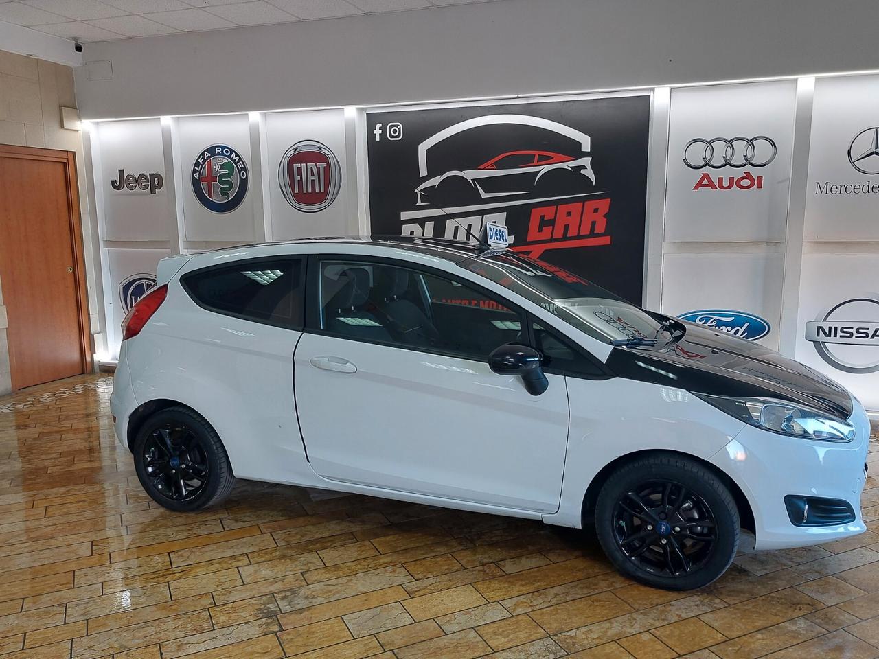 Ford Fiesta 1.5 TDCi 75CV 3 porte Black & White Edition
