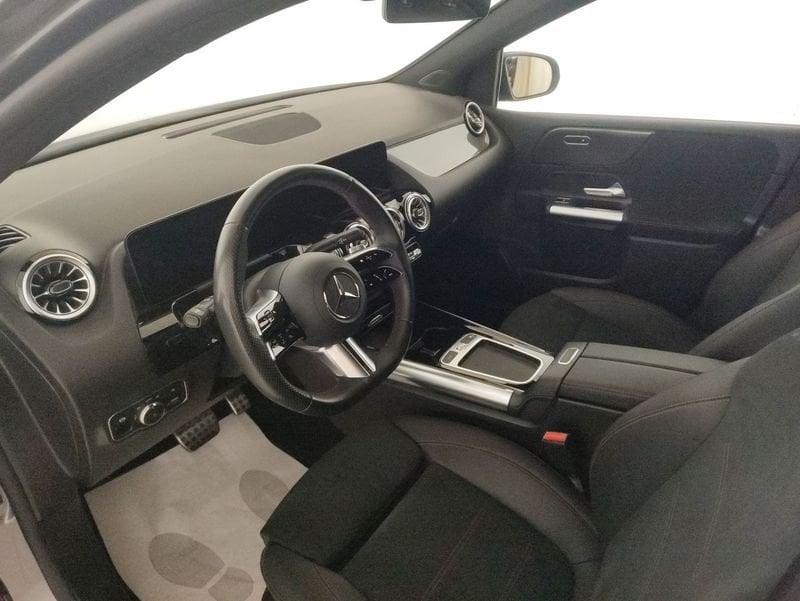 Mercedes-Benz Classe B B 180 AMG Line Advanced Plus auto