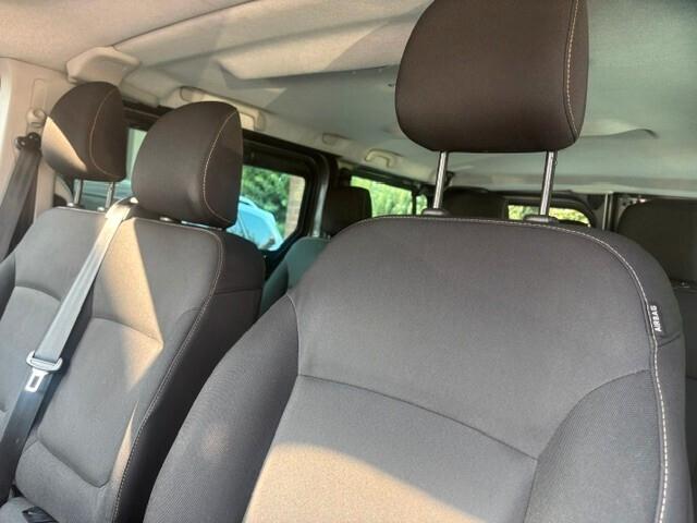 Renault Trafic T27 1.6 dCi 120CV PC-TN Zen N1 9 POSTI