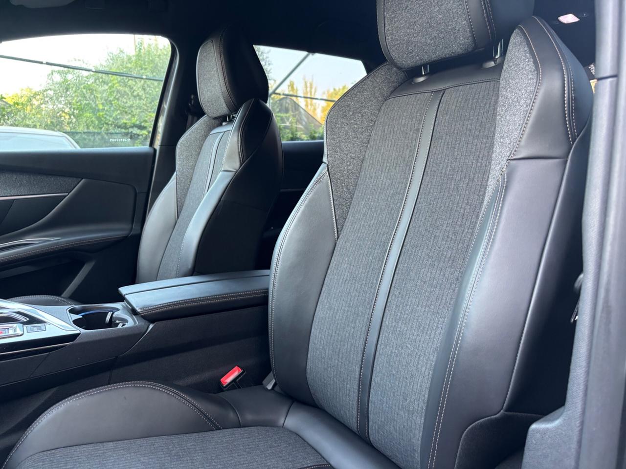 Peugeot 3008 BlueHDi 130 S&S EAT8 GT Line