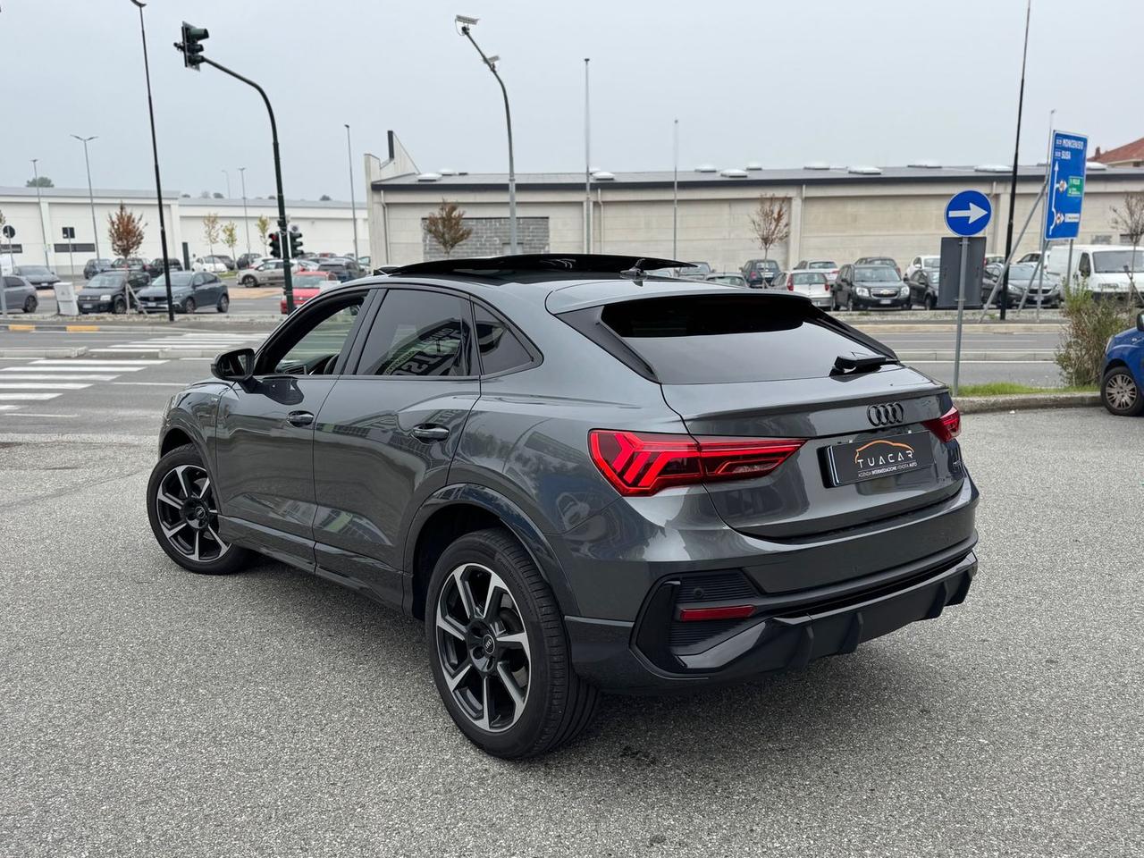 Audi Q3 2.0 40 TDI Sportback S Line #7318