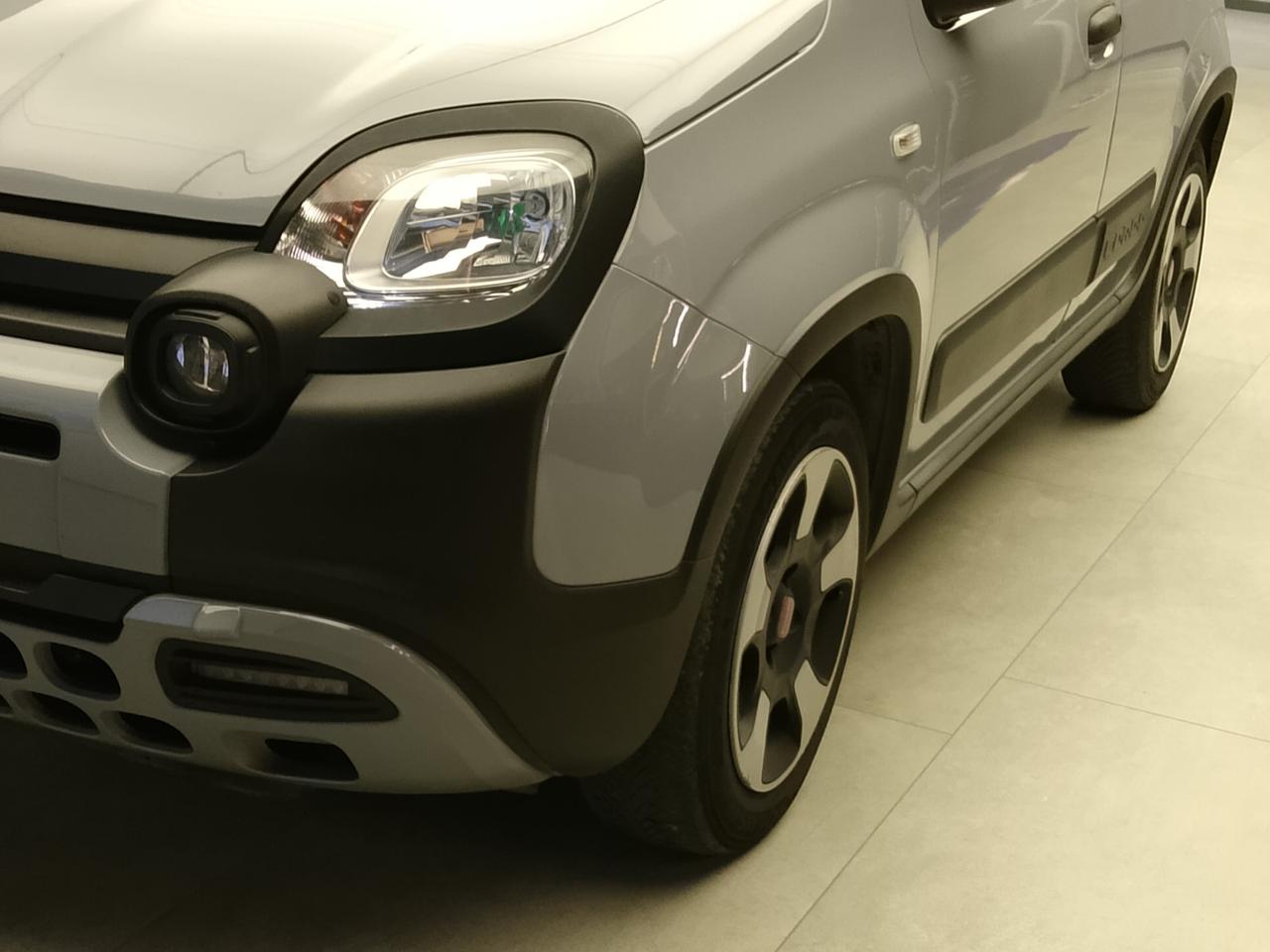 FIAT Panda III - Panda 1.0 firefly hybrid City Cross s&s 70cv 5p.