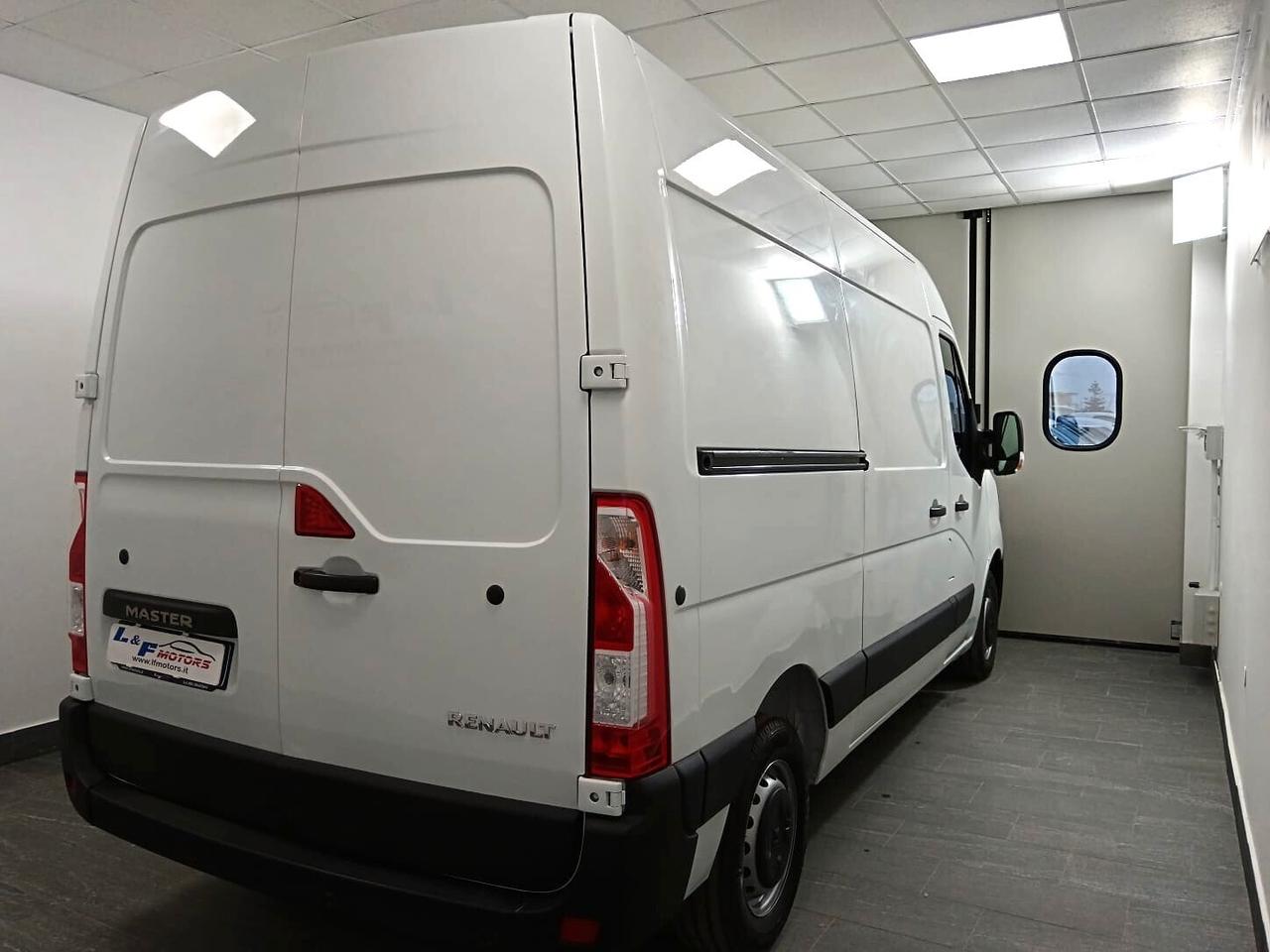 RENAULT MASTER 2.3