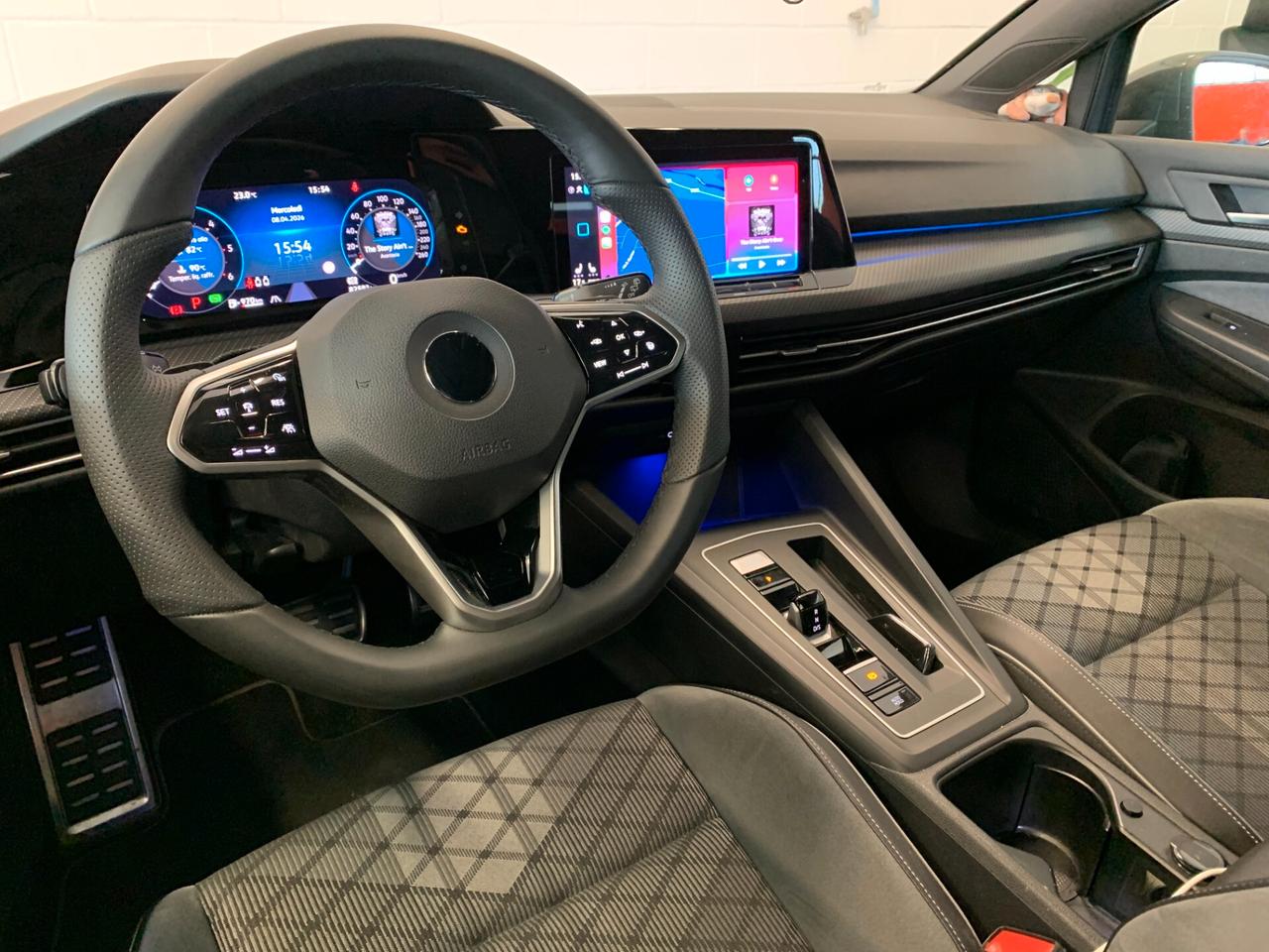 Volkswagen Golf 2.0 TDI 150 CV DSG SCR R-Line