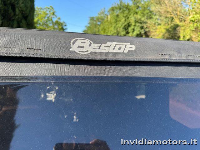 JEEP Wrangler Sahara Soft-Hard Top