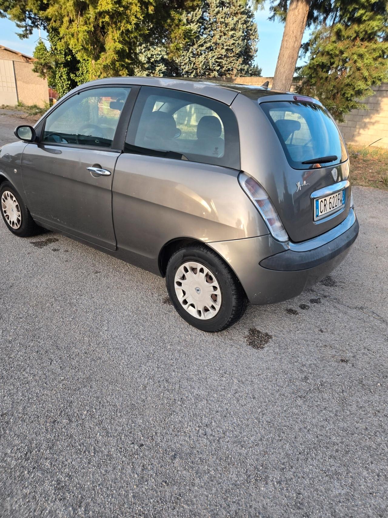 Lancia Ypsilon 1.2 Argento