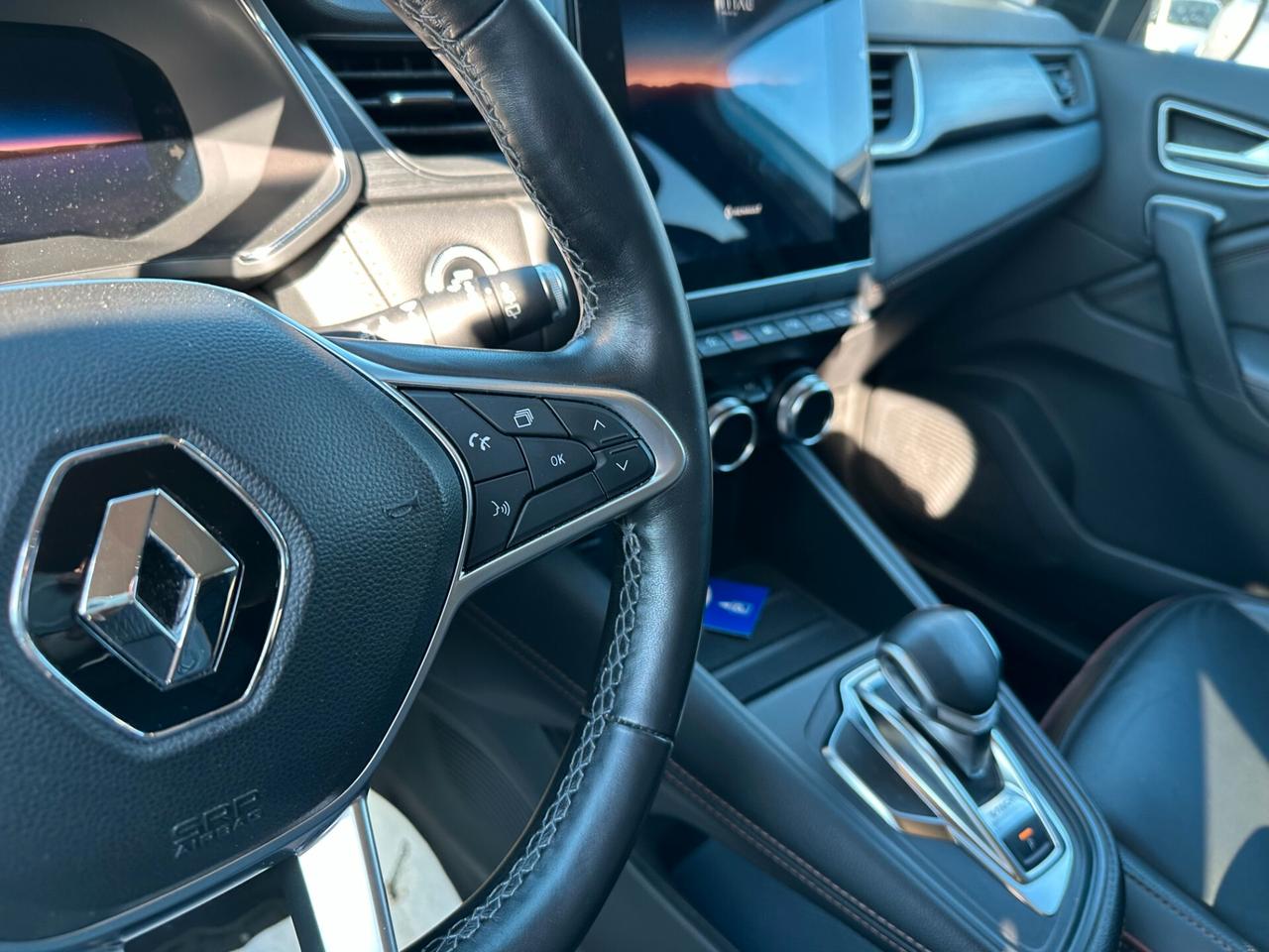 Renault Captur Plug-in Hybrid E-Tech 160 CV Initiale Paris