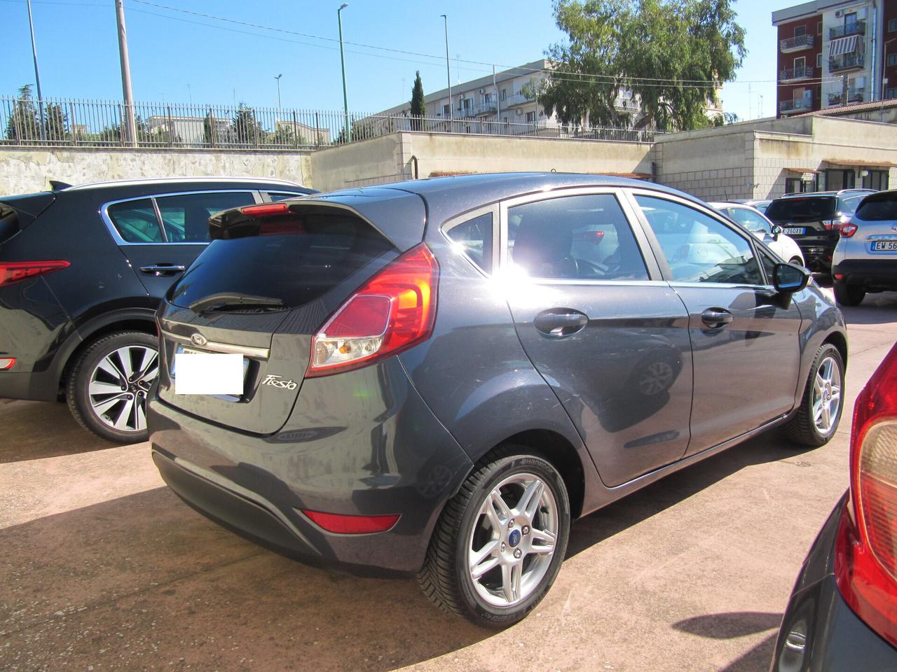 Ford Fiesta 1.5 TDCi 75CV 5 porte Titanium