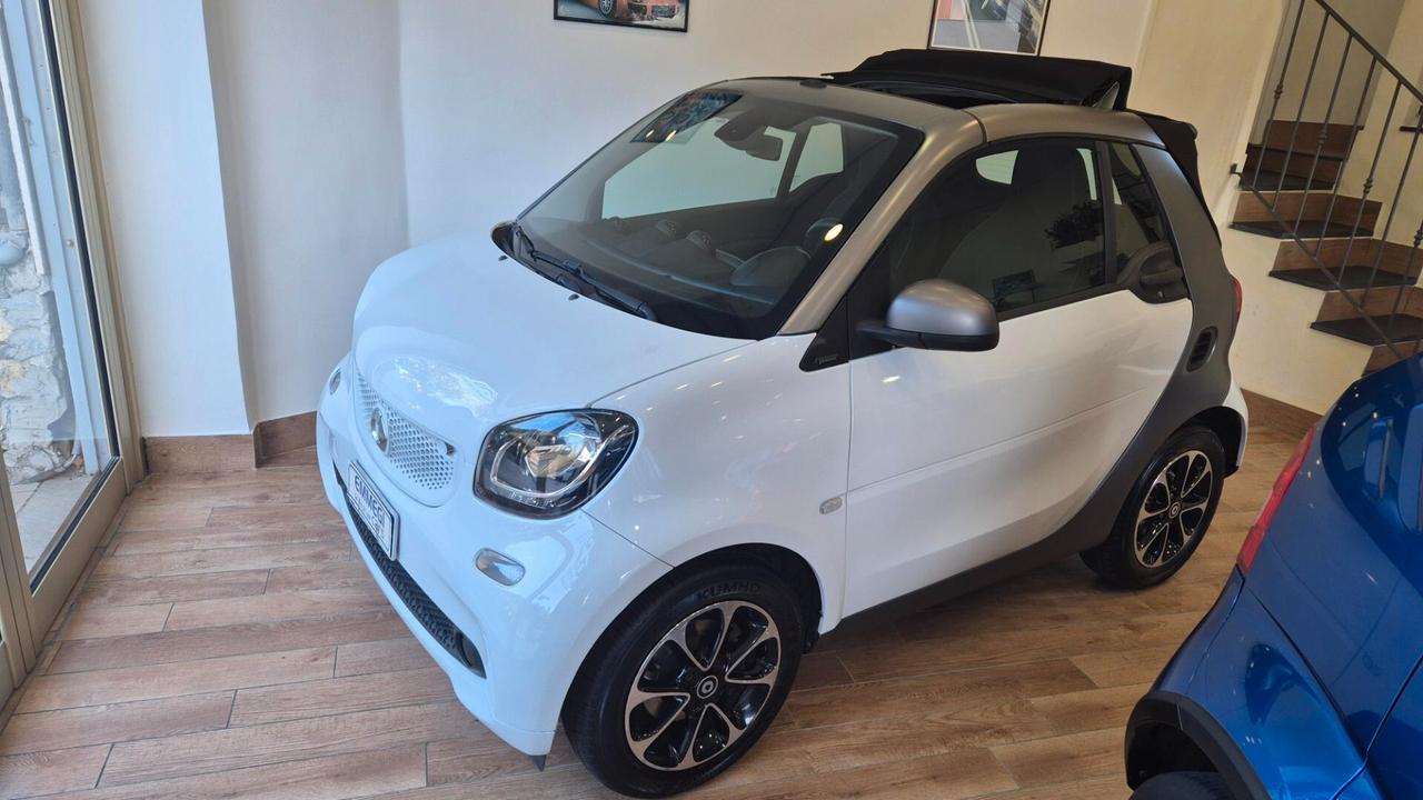 Smart ForTwo 70 1.0 cabrio Passion