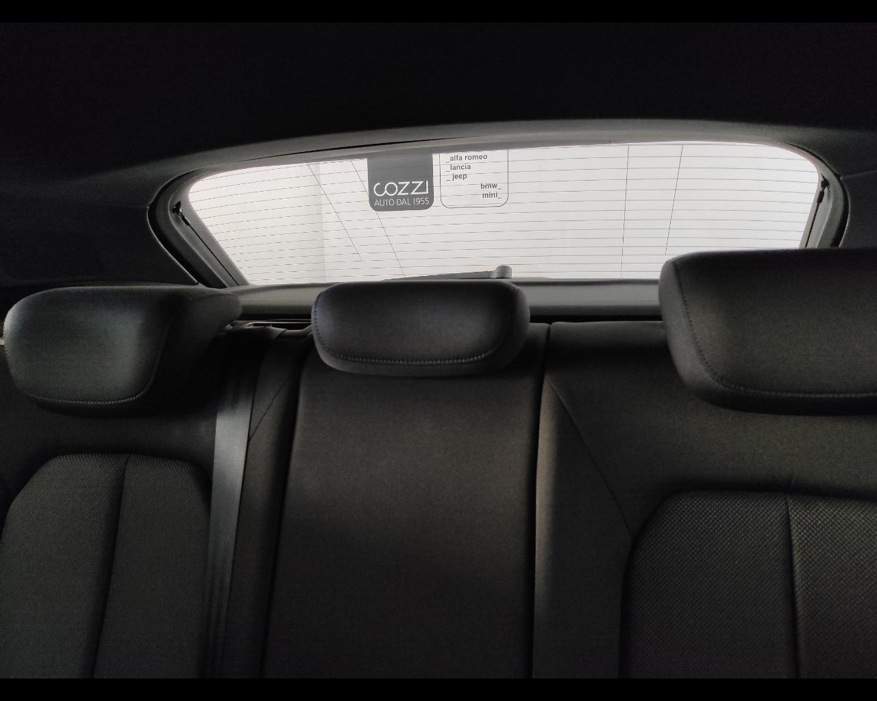 AUDI A3 4ª serie - A3 SPB 40 TFSI e S tronic Business